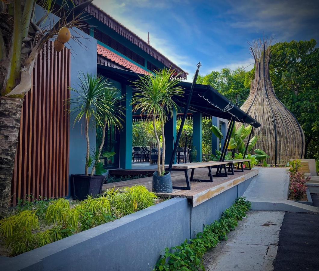Royale Riviera Resort Private Pool Villas Pantai Cenang  Exterior foto